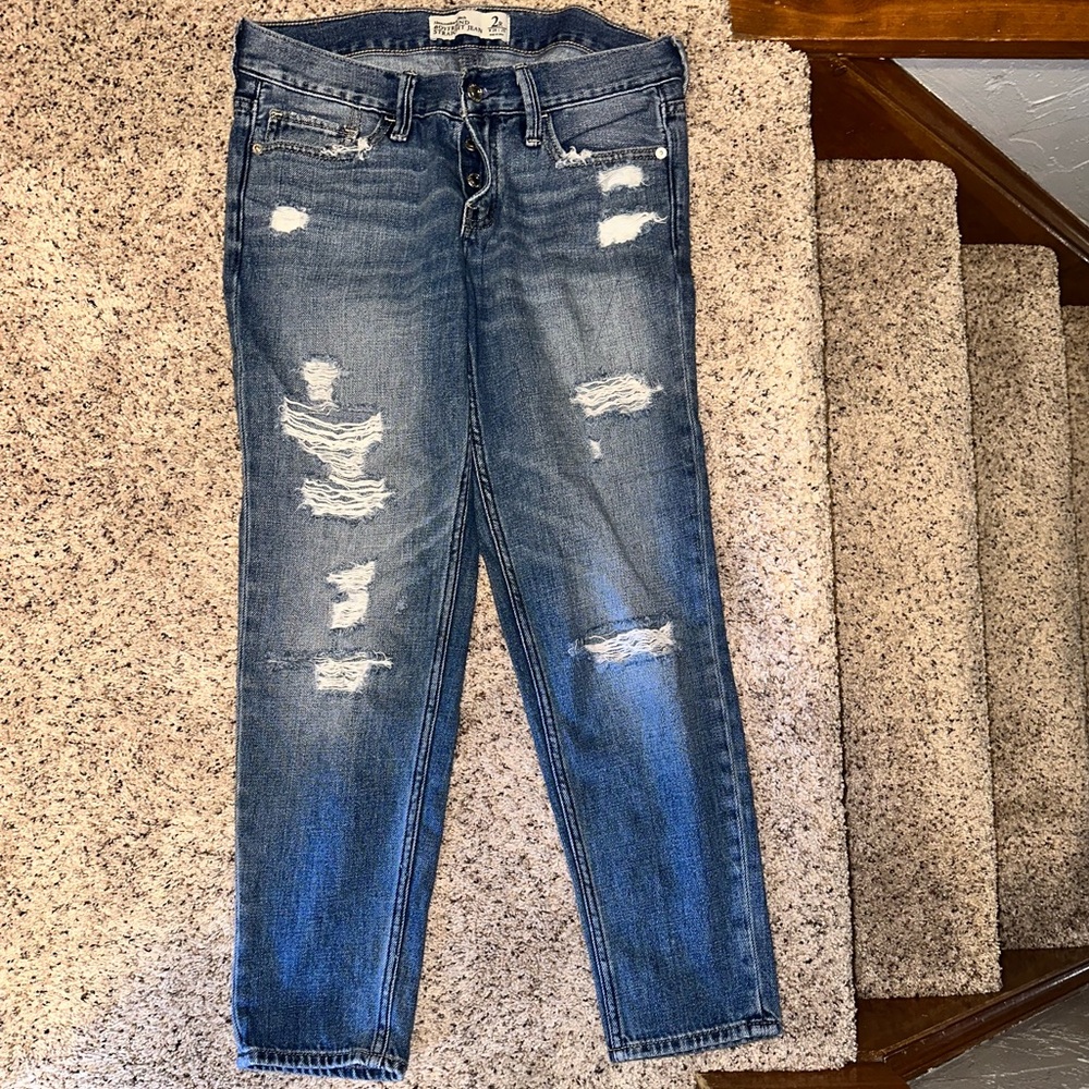 Abercrombie & Fitch ‘Boyfriend Straight Jean’